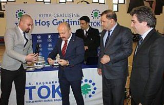 Suluova'da sosyal konutların kura çekilişleri