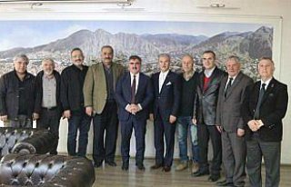 Başkan Özdemir'e ziyaretler