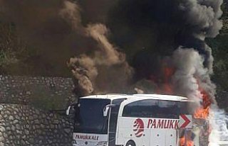 Düzce'de otobüs yangını