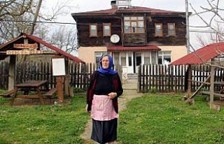 Yetmiş yaşında çalışma azmiyle 