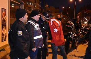 Motosiklet tutkunlarından polise ziyaret