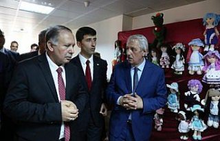 Arhavi'de sergi açıldı