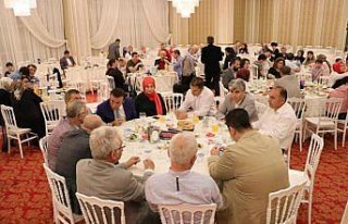 Canik Belediyesinden basına iftar