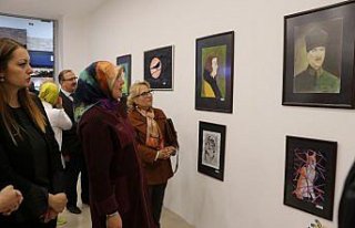 Ortaokul öğrencileri resim sergisi açtı