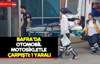 Bafra'da otomobil motosikletle çarpıştı:...