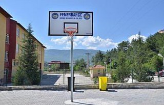 Hanönü'ne pota hediye edildi