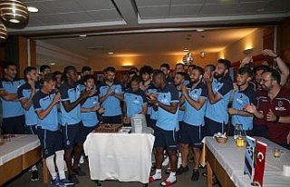 Luis Ibanez'e doğum günü kutlaması