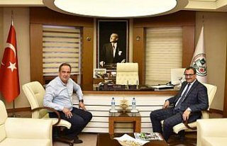 Vali Sarıfakıoğulları, Başkan Aksu'yu ziyaret...