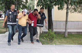 Bayburt'ta 35 düzensiz göçmen yakalandı