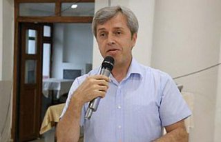 Vali Çınar'ın teşekkür yemeği