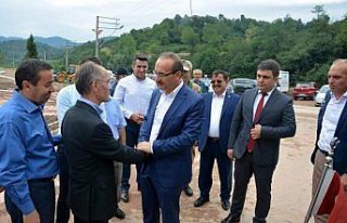 Vali Yavuz'dan düğün sürprizi