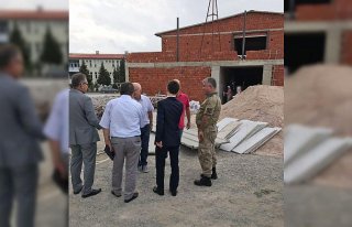Kaymakam Onay, okul inşaatını inceledi