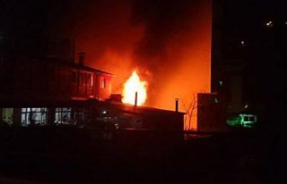 Rize'de depoda yangın