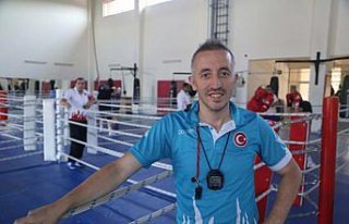 Yıldız milli boksörler Kastamonu'da kampa girdi