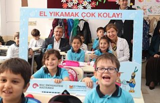 5 Bin Minik El Temizlikte