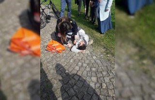 Bisikletten düşen çocuk yaralandı