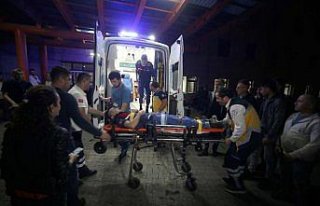 Düzce'de askeri araç devrildi: 4 yaralı