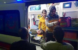 Düzce'de yüksekten düşen işçi yaralandı
