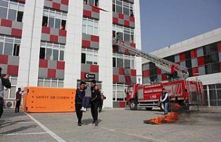 Suluova MYO’da sivil savunma ve yangın tatbikatı