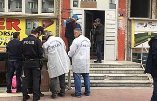 Yalnız yaşayan kişi evinde ölü bulundu