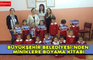 Büyükşehir Belediyesi'nden miniklere boyama...