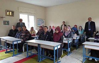 Çiftçilere süt hijyeni kursu verildi