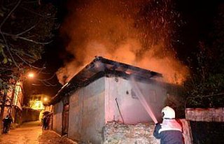 Tarihi konakta yangın
