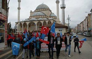 Vezirköprü'de Doğu Türkistan için yürüyüş...
