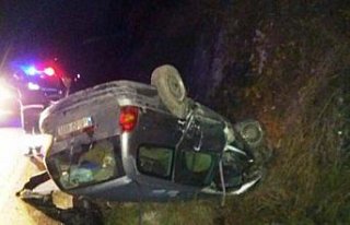 Amasya'da otomobil devrildi: 6 yaralı