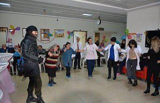 Diyaliz hastalarına moral verdiler