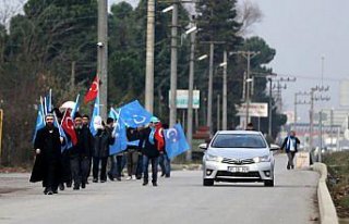 Doğu Türkistan için yürüyen grup