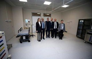 DÜ Rektörü Demircan'dan yeni acil servise ziyaret