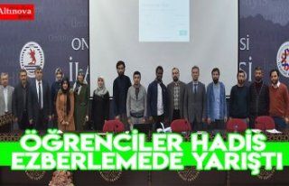 İlahiyat Fakültesi Öğrencileri Hadis Ezberlemede...