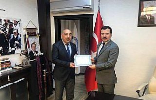 Kavak Milli Eğitim Müdürlüğüne başarı belgesi