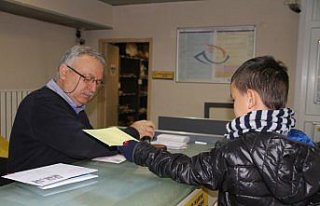 Minik öğrenciler sevdiklerine mektup gönderdi