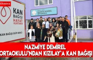 Nazmiye Demirel Ortaokulunda Kızılay`a 40 ünite...