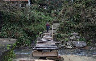 Rize'de selin yıktığı köprüler tekrar yapılacak