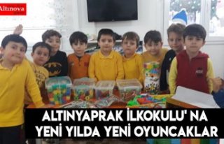 ALTINYAPRAK İLKOKULU' NA YENİ YILDA YENİ OYUNCAKLAR