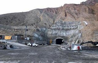 Artvin'de tünel çalışmasında kaza