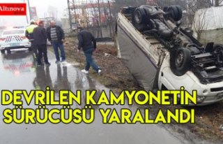 Devrilen kamyonetin sürücüsü yaralandı