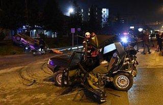 GÜNCELLEME - Bartın'da trafik kazası: 1 ölü,...