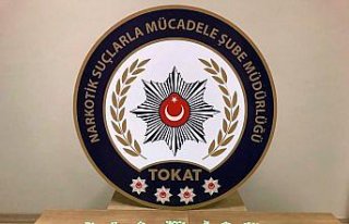 Kadın çantasına uyuşturucu için gizli bölme...