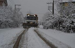 Karabük'te kar küreme çalışmaları