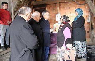 Kaymakam ve Belediye Başkanından yangın evinde...