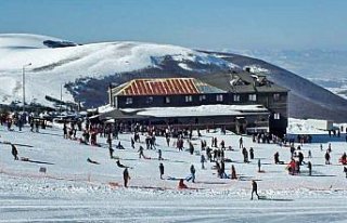 Ladik Akdağ Kayak Merkezi ilgi görüyor