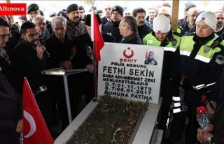 Şehit polis Fethi Sekin kabri başında anıldı