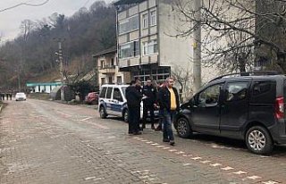 Servisten inen çocuğa araç çarptı