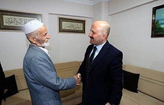 Amasya Valisi Varol'dan şehit ailesine ziyaret