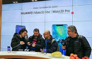 Huawei, Türkiye'deki ilk deneyim mağazasını İzmir'de...