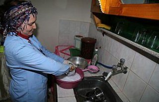 Kimsesiz ve yaşlılara verilen hizmet yüzleri güldürüyor